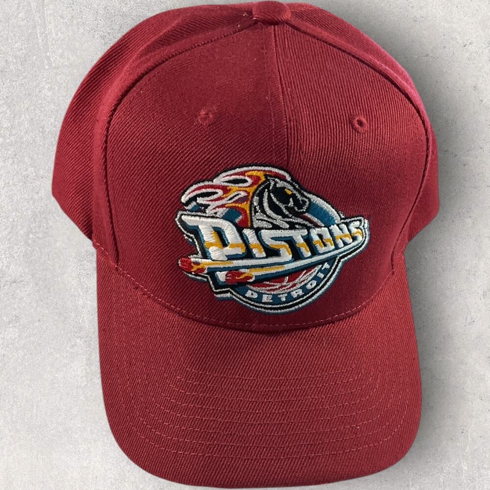 Mitchell & Ness Detroit Pistons Snapback Hat Red Retro NBA Logo Cap OSFA - Picture 2 of 7